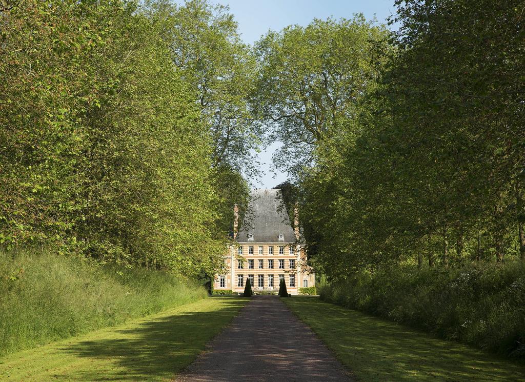 Chateau De Beneauville Bed & Breakfast Petiville  Exterior photo